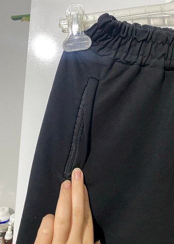 Erkek Siyah Rahat Kesim Eşofman Altı - Görsel 3