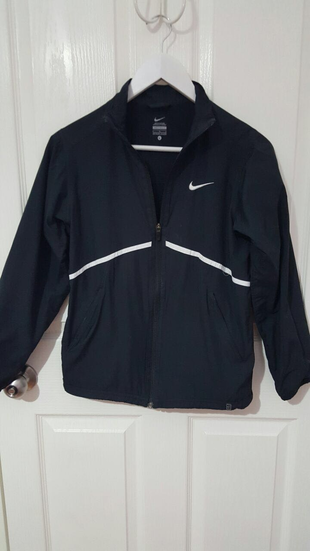 Diğer Nike eşofman üstü