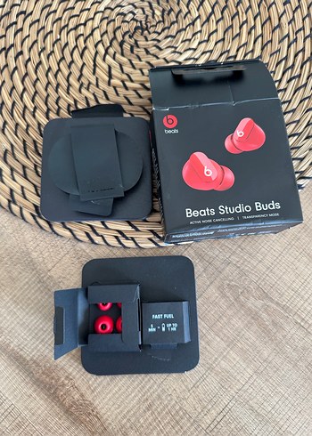 Beats studıo buds kablosuz kulaklık - Görsel 9
