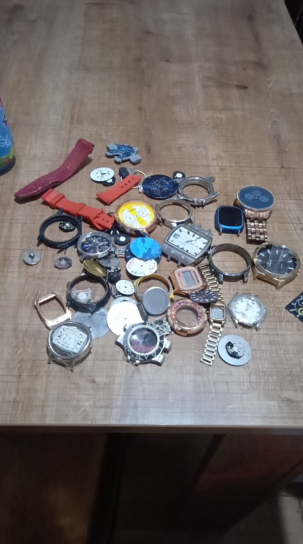 Renkli Plastik Tokalı Erkek Aksesuarları - Görsel 2