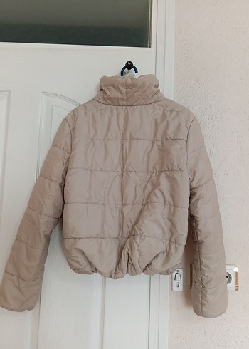 Bej Kısa Kadın Mont - Görsel 2