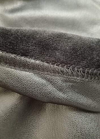 Deri tayt içi kürklü - Görsel 3