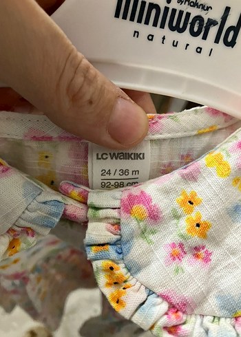 24-36 Ay Beden LC Waikiki Çok Renkli Desenli Bebek Önlüğü