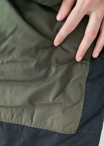 Erkek Çocuk Gri Kürklü Kapüşonlu Mont - Görsel 6