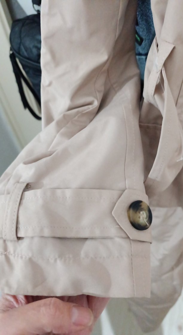 Kadın Trençkot Düğmeli - Görsel 2