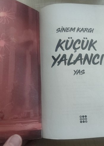 Beden Renk Küçük Yalancı - Sinem Kargı