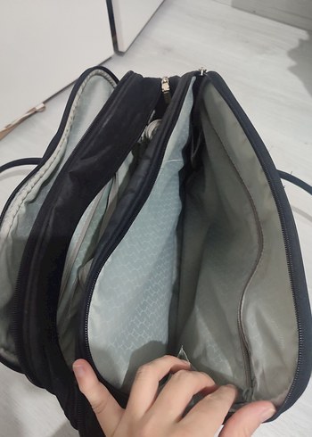 15-36 kg Beden Gri Fermuarlı Kadın Laptop Çantası