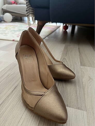 inci Stiletto ayakkabı