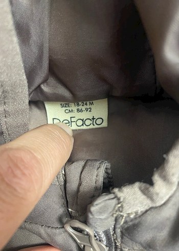 Kapüşonlu Gri Erkek Çocuk Mont - Görsel 3