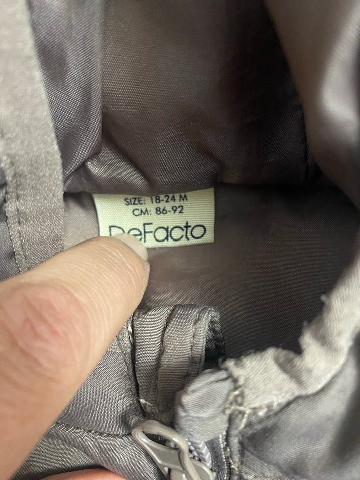 Kapüşonlu Gri Erkek Çocuk Mont - Görsel 3