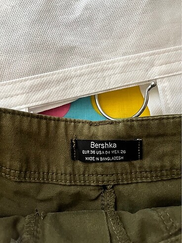 s Beden Bershka kargo şort