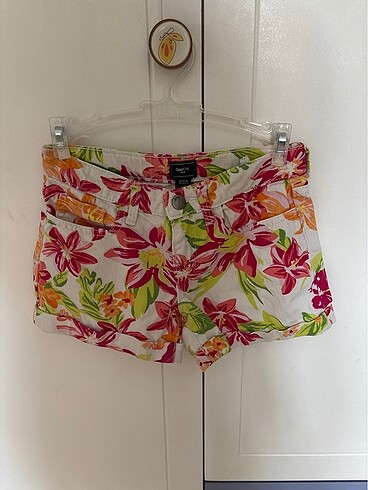 GAP kids 6 yaş şort