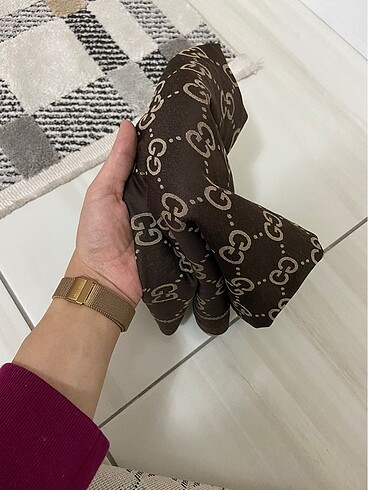 Gucci iki renkli şal - Görsel 2