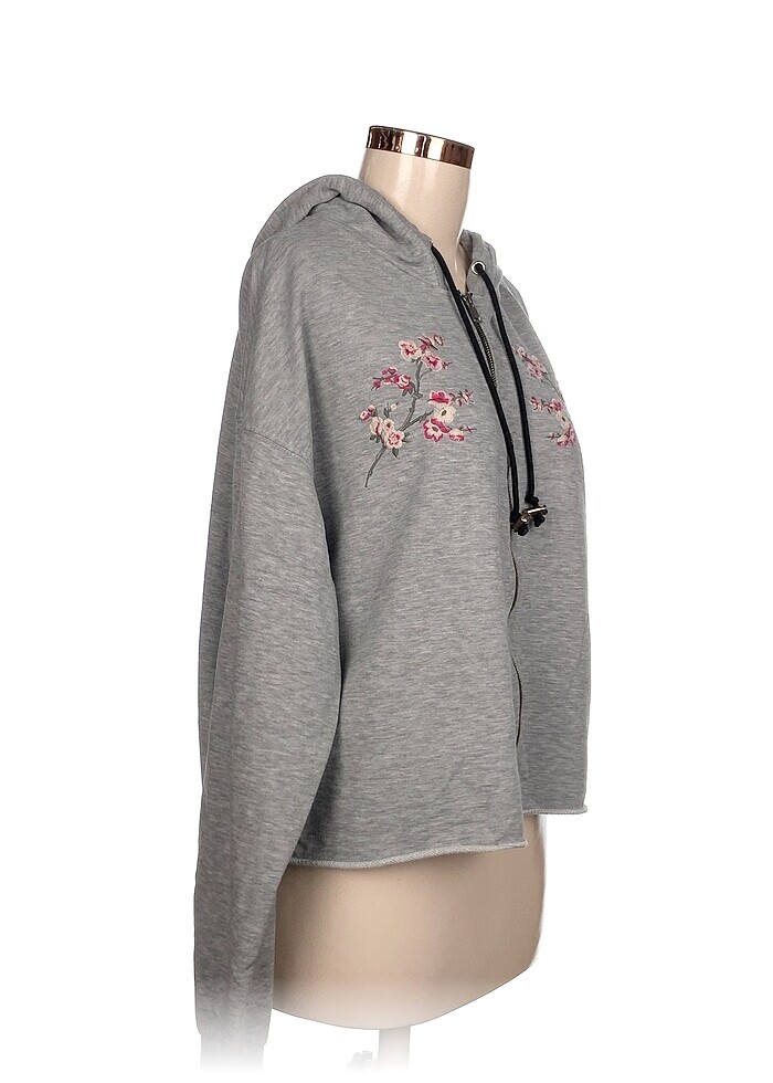 Bershka Spor Dış Giyim %70 İndirimli. - Görsel 2