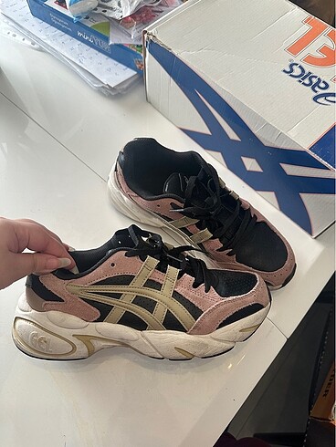 40 Beden Asics gel kadın spor ayakkabı