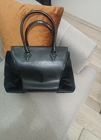 Diğer Yanları süet çanta