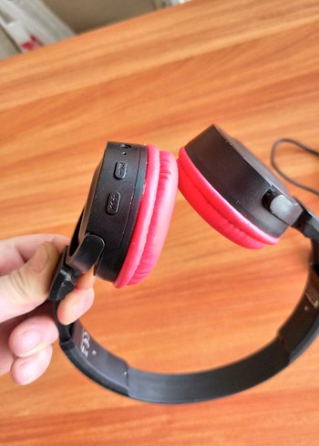 Renkli Pembe Kablosuz Kulaklık - Görsel 2