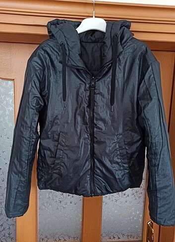 xs Beden siyah Renk Nike ince şişme mont siyah