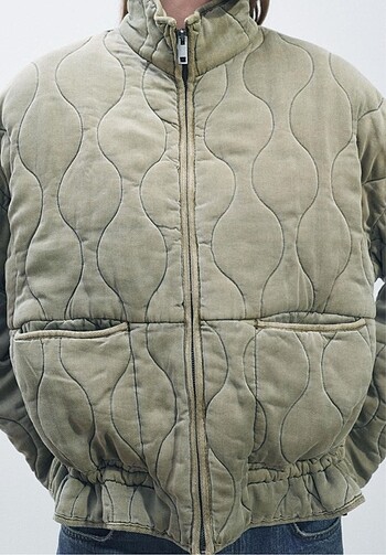 s Beden ZARA KADIN ZW COLLECTİON KAPİTONE MONT