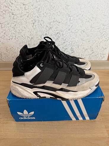 Adidas Niteball
