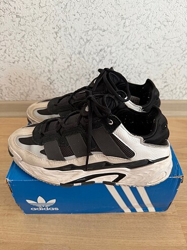 42 Beden Adidas Niteball