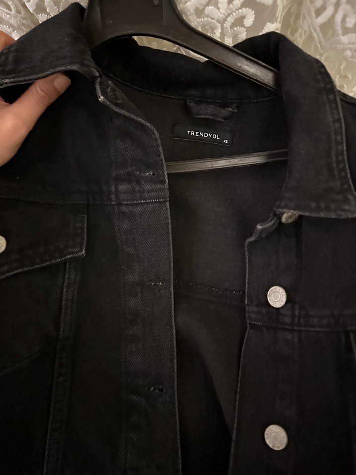 Düğmeli Siyah Kadın Denim Ceket - Görsel 2