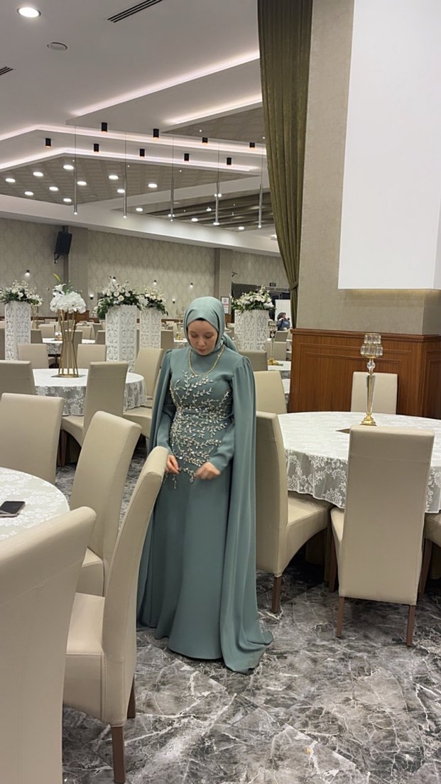 Uzun Kollu Gri Tesettür Henna Elbise - Görsel 2