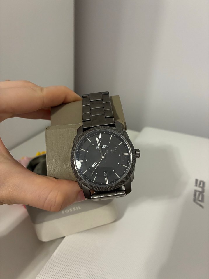 Gri Modern Erkek Kol Saati - Görsel 3