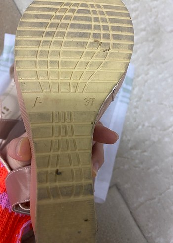 Kadın Dolgu Topuklu Sandalet - Görsel 6