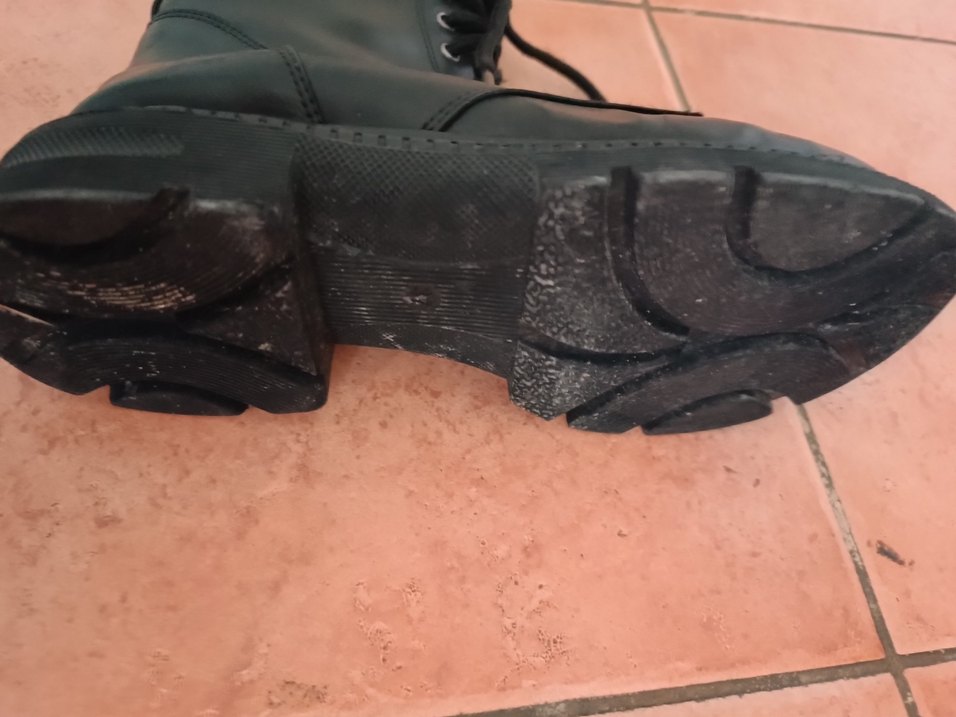 Yüksek Topuklu Siyah Deri Punk Botlar - Görsel 3