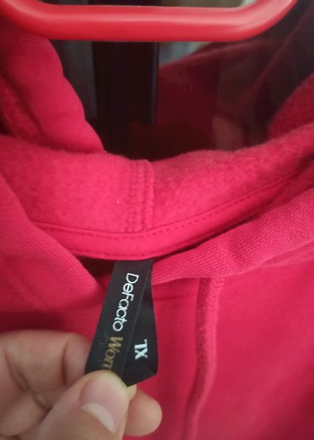 Kırmızı Kapüşonlu Kadın Sweatshirt - Görsel 2