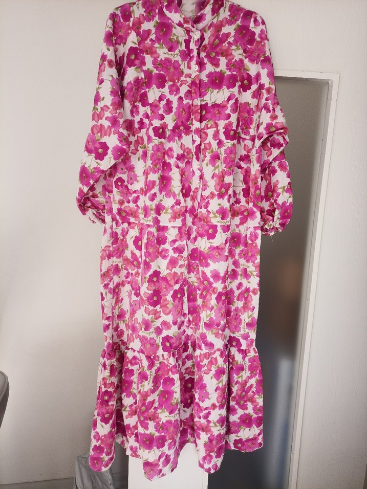 Pembe Çiçek Desenli Uzun Bohem Elbise - Görsel 2