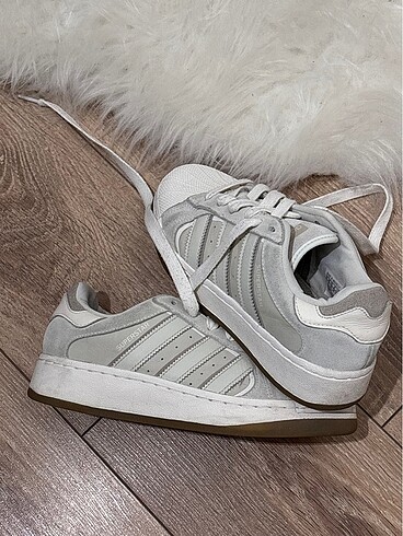 39 Beden ten rengi Renk Adidas Superstar XLG Essence Ayakkabı