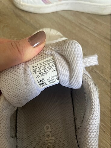 40 Beden beyaz Renk Adidas süperstar