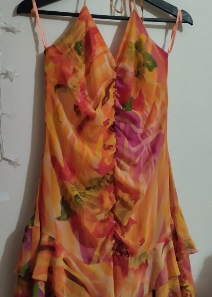 Fırfırlı mini elbise - Görsel 2