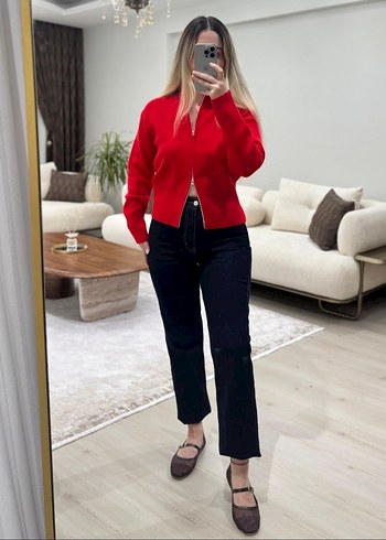 28 Beden Z.RA KESİK PAÇA LİKRALI JEAN