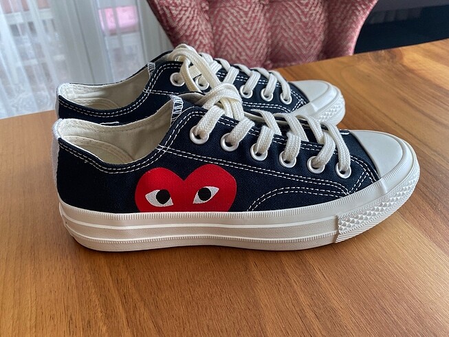 Diğer converse comme des garcons siyah 38 kırmızı kalpli