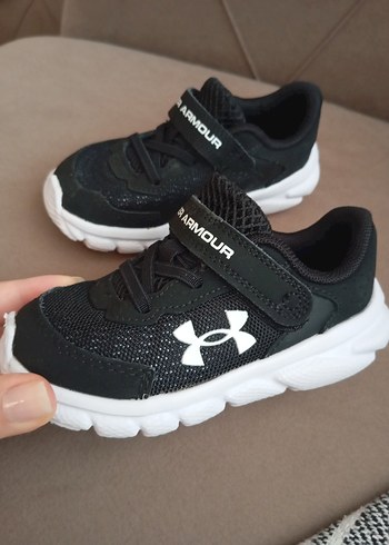 Diğer Siyah Erkek Çocuk Spor Ayakkabı Velcro Under Armour