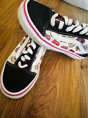 32 Beden Vans Ayakkabı