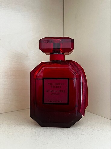 Beden Victoria?s secret intense parfum
