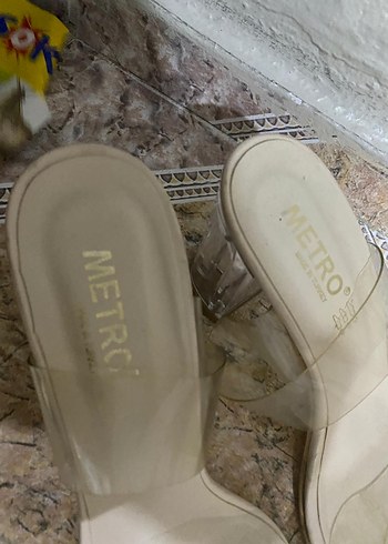 Bej şeffaf topuklu kadın ayakkabı - Görsel 5