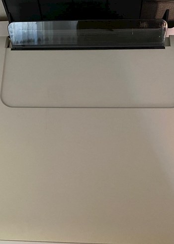 HP markalı dışı beyaz renkli yazıcı
