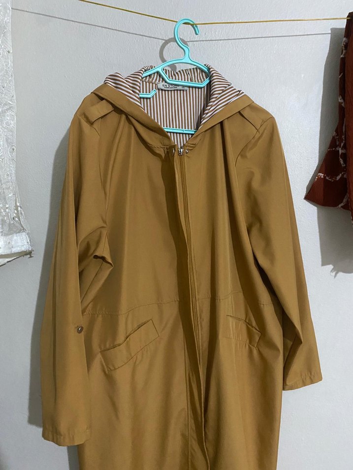 Bej Midi Kadın Yağmurluk Kemerli - Görsel 4