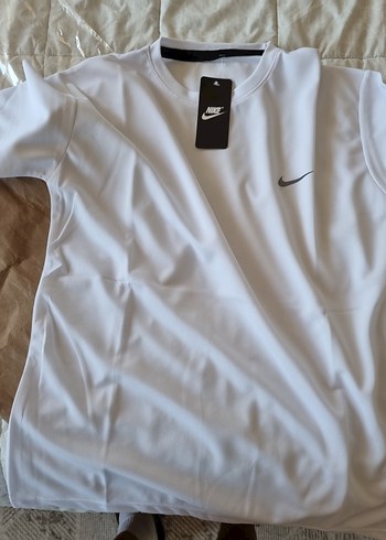 Erkek Beyaz Kısa Kollu Tişört - Görsel 4