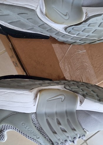 orjinal nike, küçük kusurları var - Görsel 9