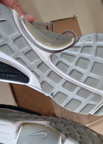 orjinal nike, küçük kusurları var - Görsel 8