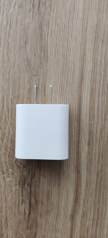 APPLE 20W ŞARJ ADAPTÖRÜ - Görsel 3