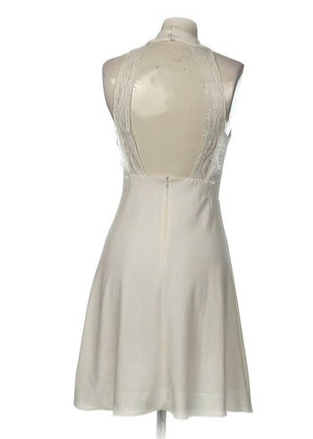 Beyaz Midi Kolsuz Elbise - Görsel 3