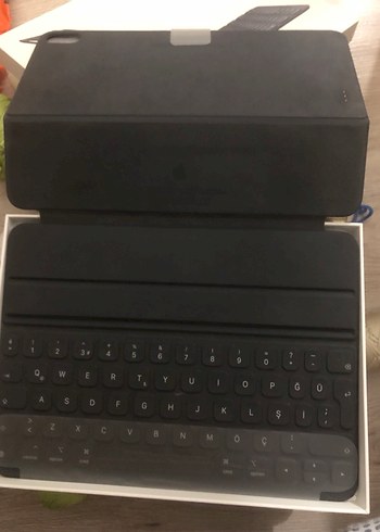 ipad pro smart keyboard folio - Görsel 2