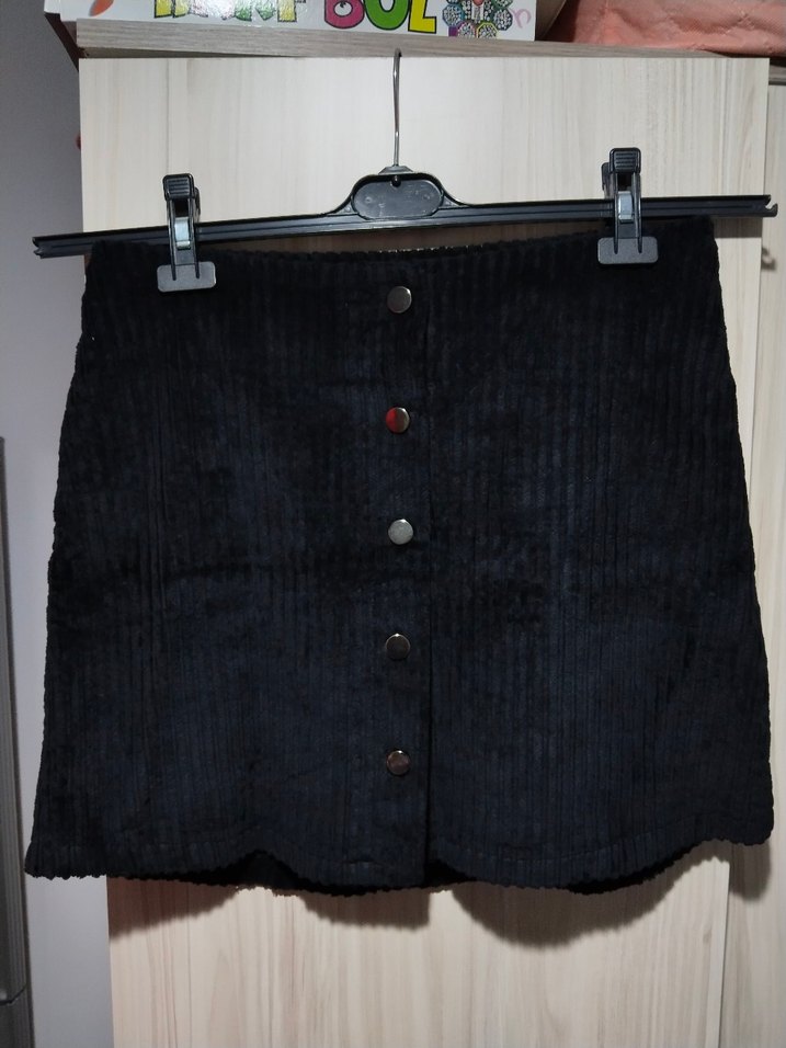 Düğme Detaylı Siyah Kadife Mini Etek - Görsel 5